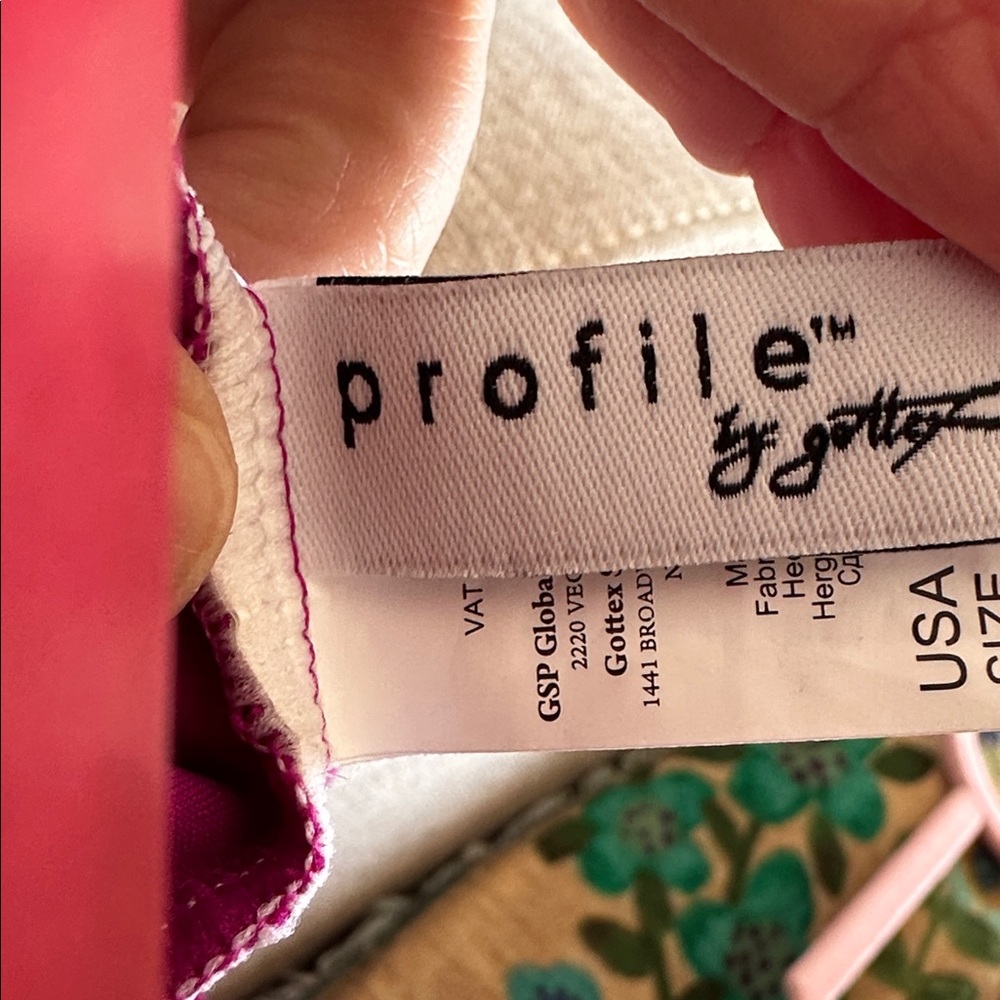 PROFILE BY GOTTTEX Magenta Ruffle-Trim TANKINI TOP - Picture 7 of 9
